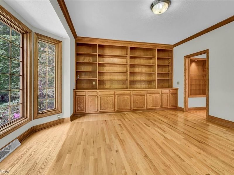 9155 Woods Way Drive, Kirtland, OH 44094 Photo 5