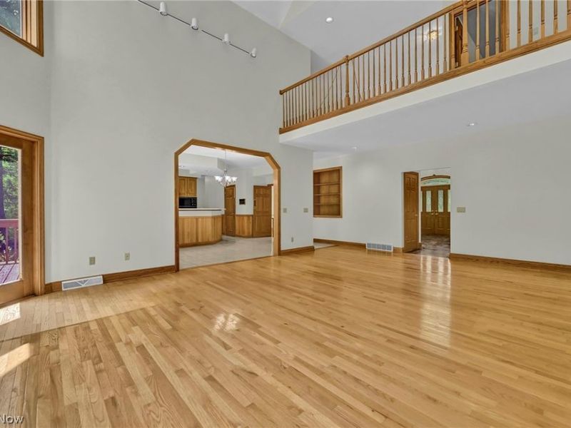 9155 Woods Way Drive, Kirtland, OH 44094 Photo 9