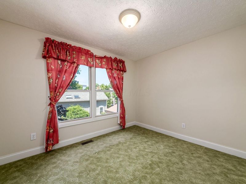 652 Brust Street, Columbus, OH 43206 Photo 19