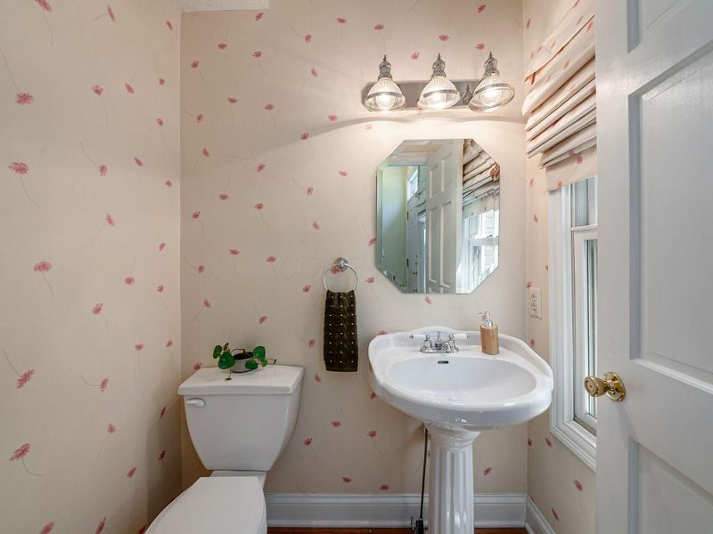 652 Brust Street, Columbus, OH 43206 Photo 5