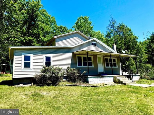 62 FADDIS LANE , MILLERSTOWN, PA 17062
