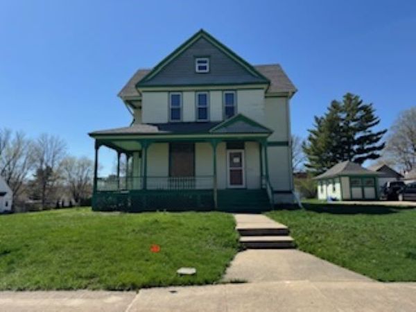 1007 7th Street , Grundy Center, IA 50638