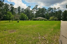213 Maner Drive photo 4