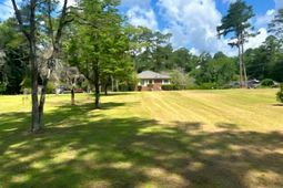 213 Maner Drive photo 4