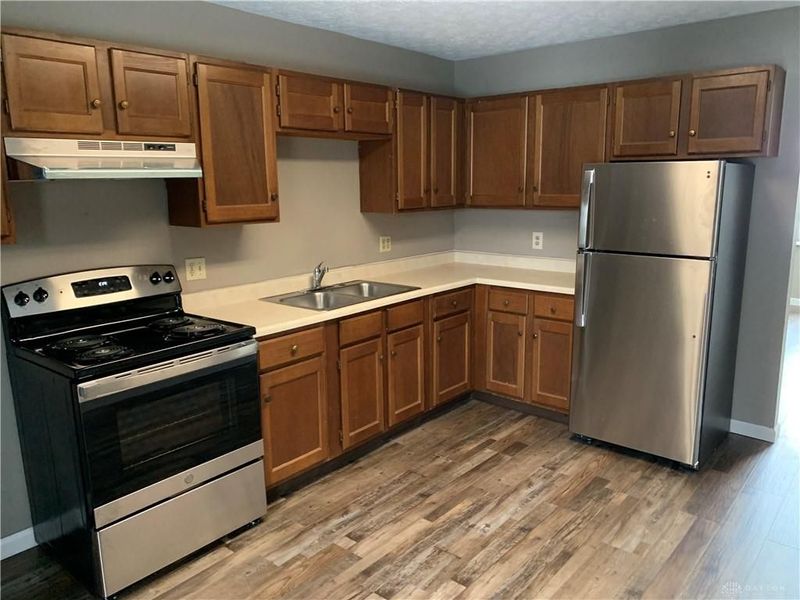 7320 Epcot Lane, Butler Township, OH 45342 Photo 2