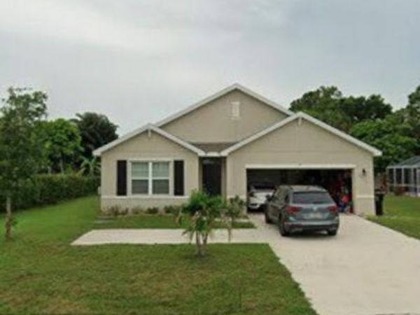 5015 NW North Macedo Boulevard, Port St. Lucie, FL 34983