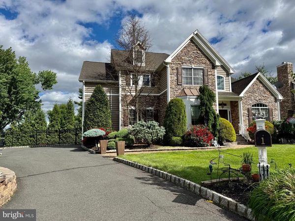 1 HARTMAN COURT, CLARK, NJ 07066