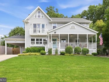 206 OAK STREET SW, VIENNA, VA 22180
