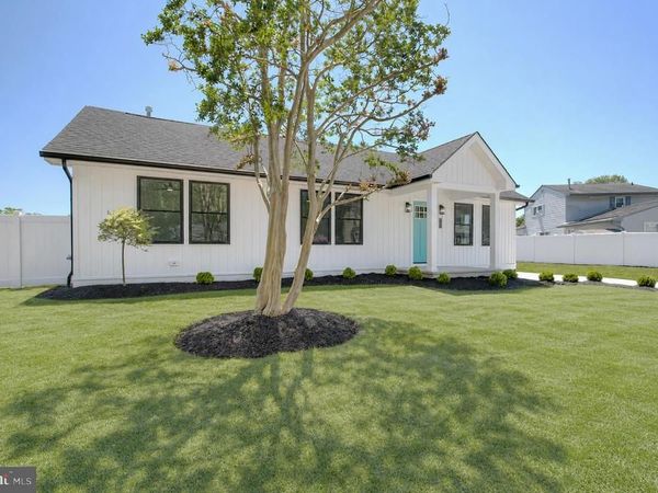 66 BEACHHURST , CAPE MAY, NJ 08204