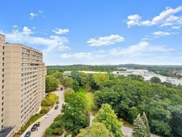 250 Hammond Pond Parkway, Unit 812S, Newton, MA 02467