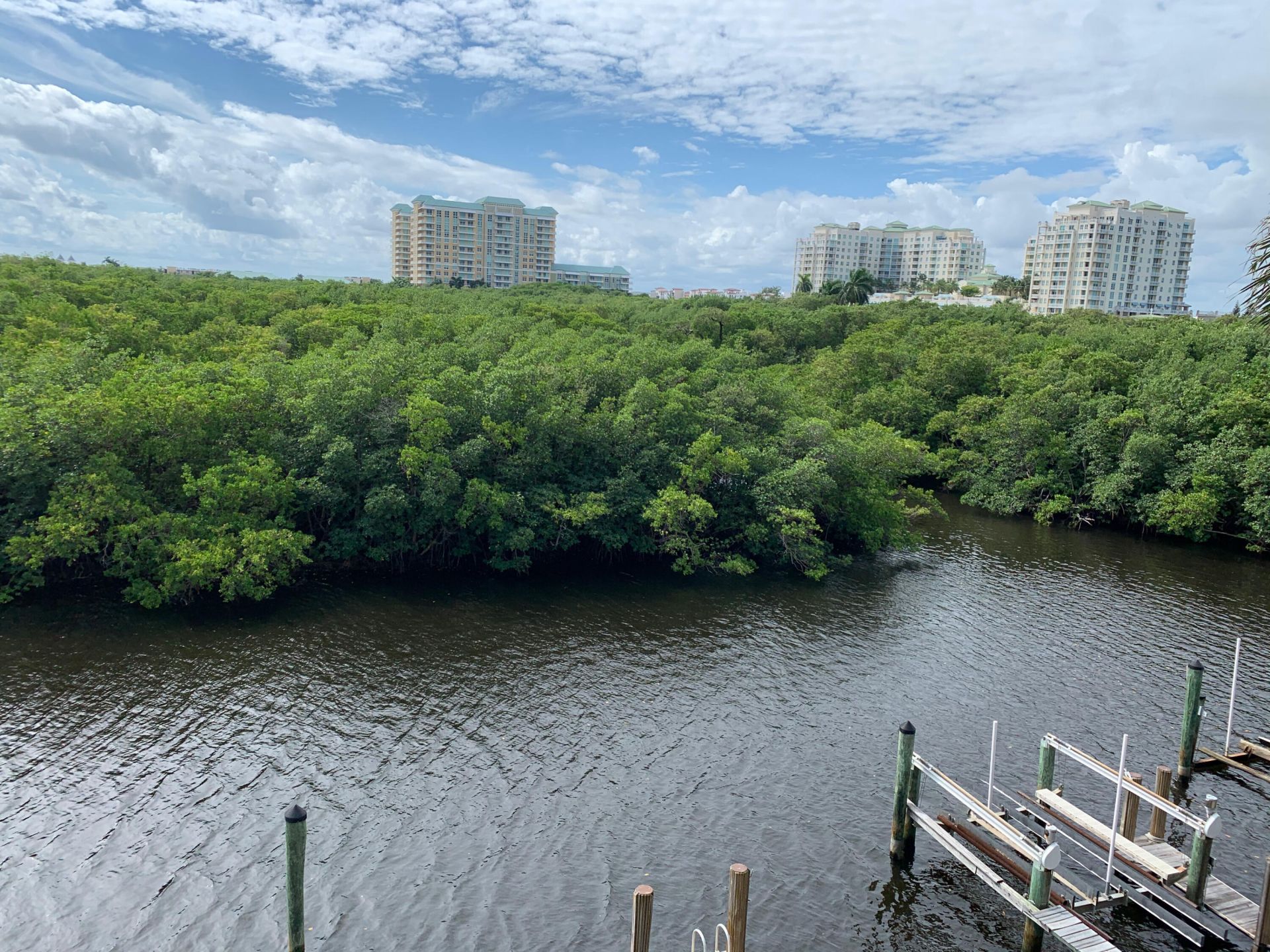 689 NE 6th Court, Unit 4070, Boynton Beach, FL 33435 Photo