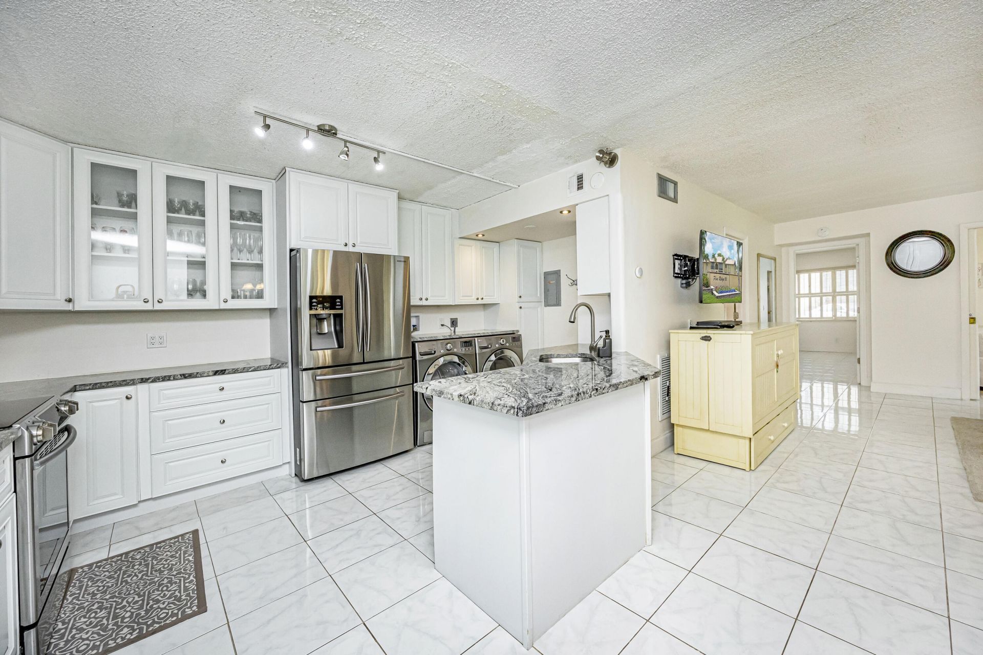311 Pine Ridge Circle, Unit B-1, Greenacres, FL 33463 Photo