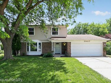 3907 Helen Avenue, Pittsfield Twp, MI 48197
