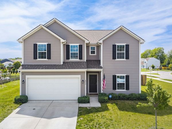 4218 Ashworth Lane , Columbus, IN 47201