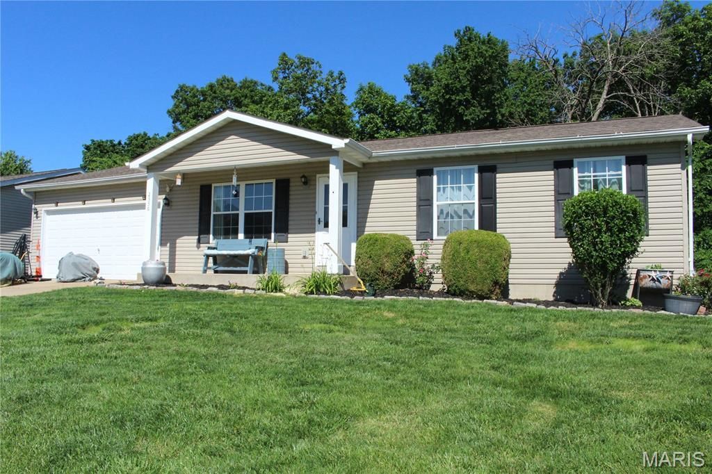 2356 Balboa Circle , Warrenton, MO 63383 Main Photo