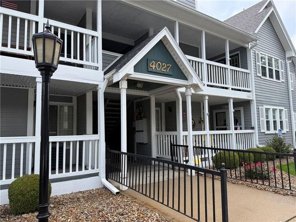 4027 S Crysler Avenue, Unit 81, Independence, MO 64055