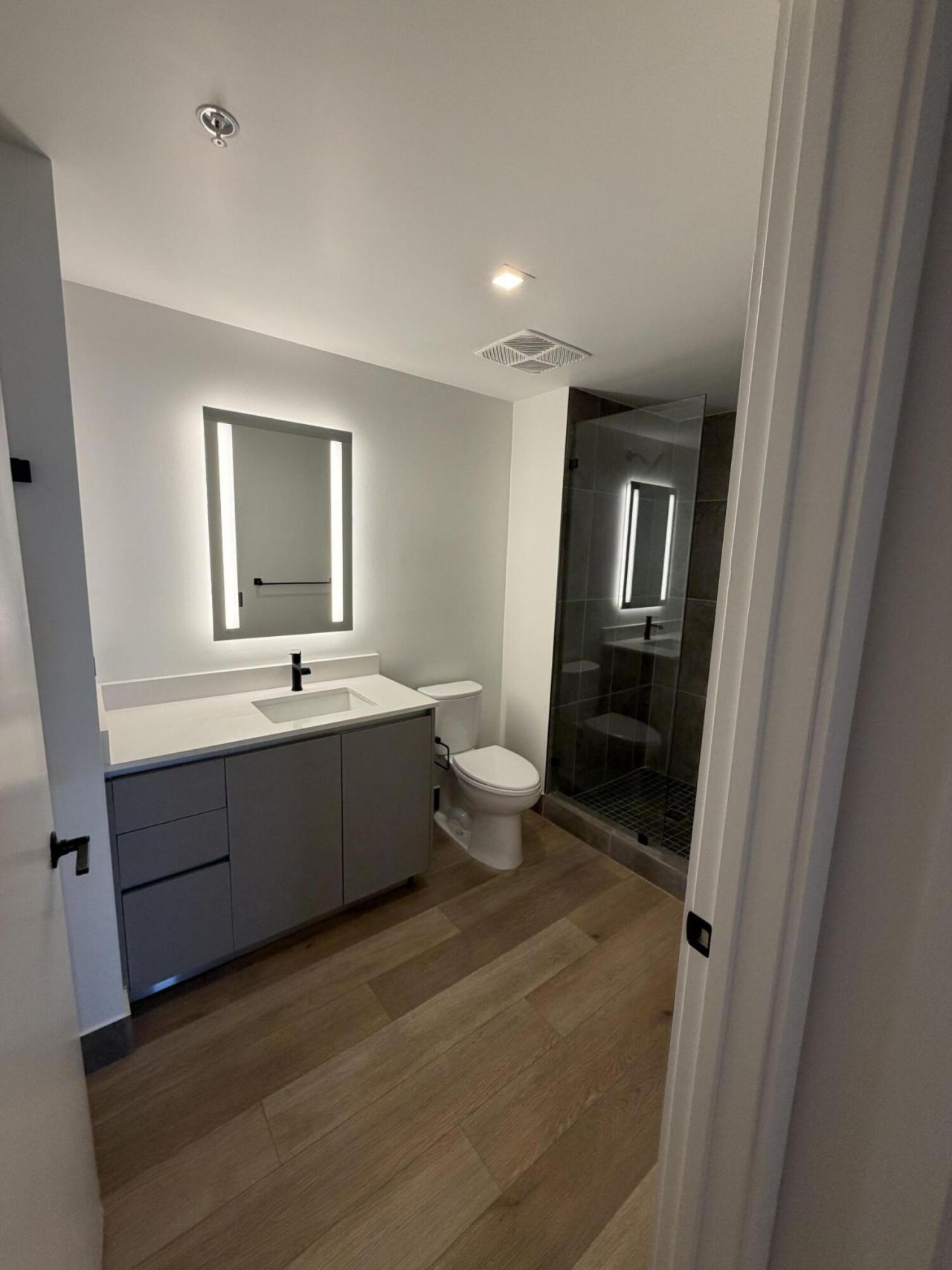 307 SW 5th, Unit 901, Fort Lauderdale, FL 33315 Photo