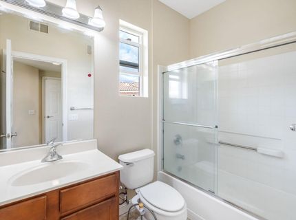 4800 Westlake Pkwy #306, Unit 306, Sacramento, CA 95835 Photo
