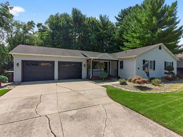 21380 Kroft Drive, South Bend, IN 46628