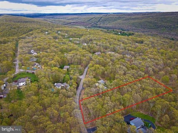 0 W PROSPECT PARK , SUGARLOAF, PA 18249