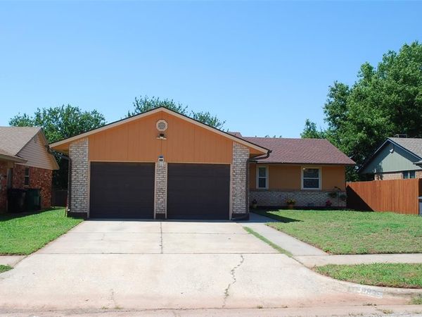3805 Oak Valley Road, Oklahoma City, OK 73135