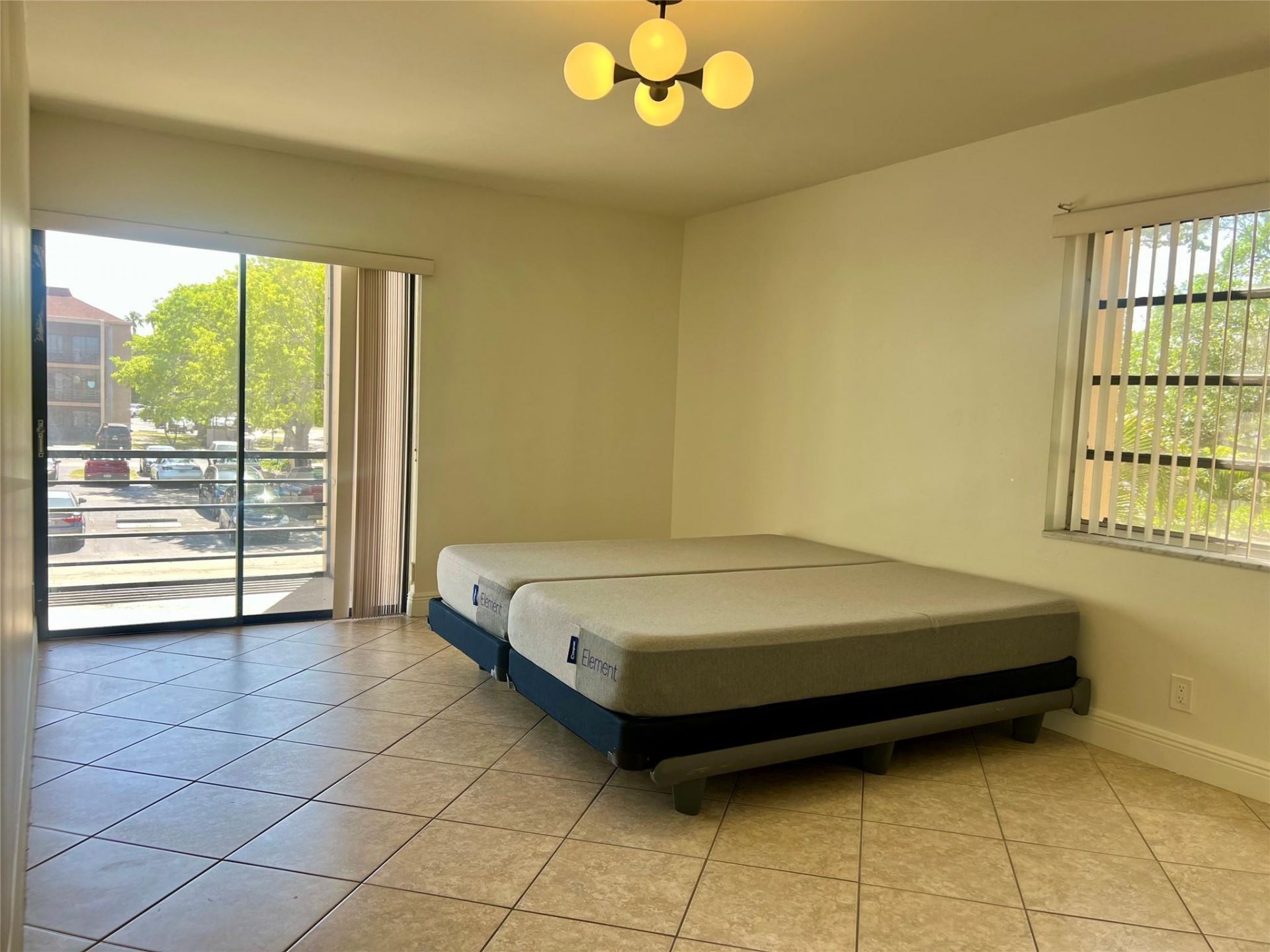 4000 N Hills Drive, Unit 28, Hollywood, FL 33021 Photo