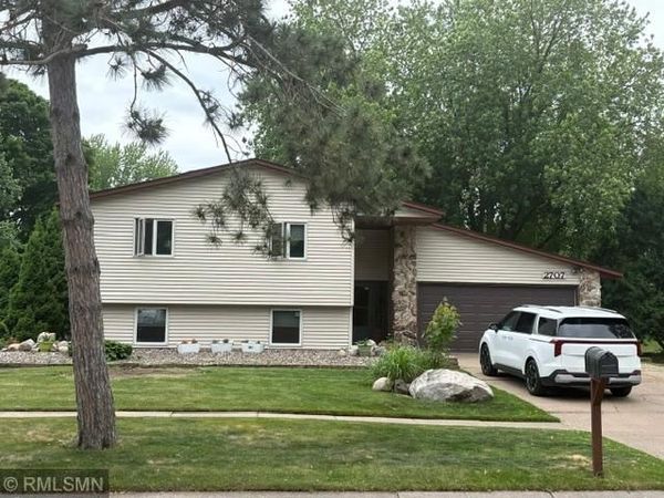 2707 Croixwood Boulevard, Stillwater, MN 55082