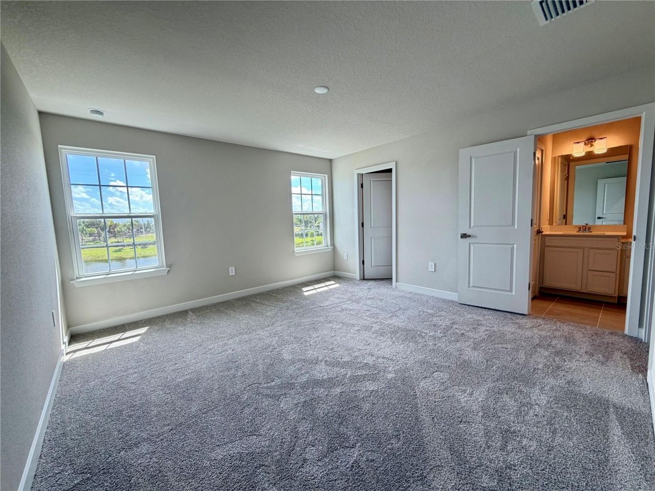 12326 Amber Creek Circle , Lakewood Ranch, FL 34211 Photo