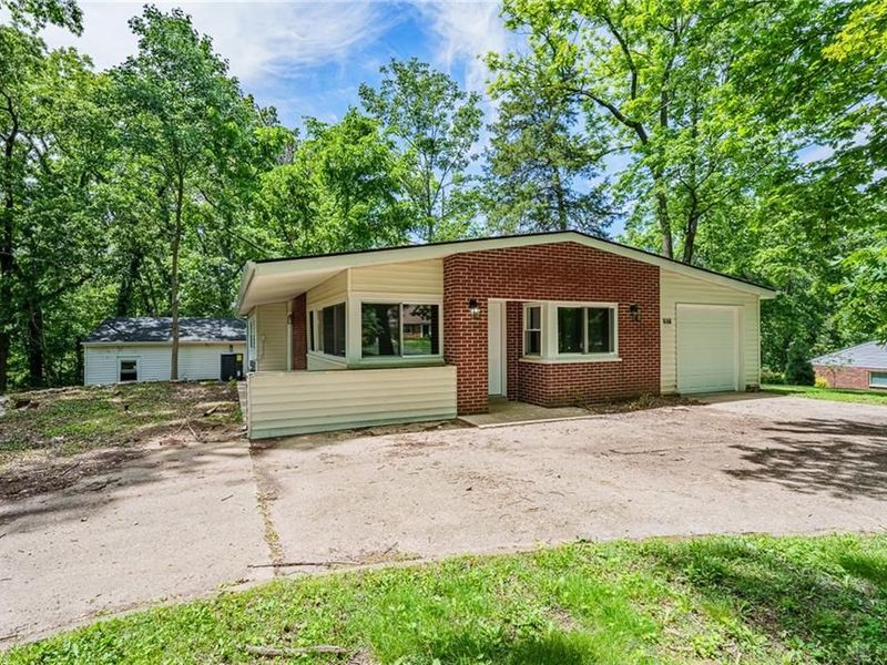 927 Oakland Drive, Beavercreek Township, OH 45434 Photo 3