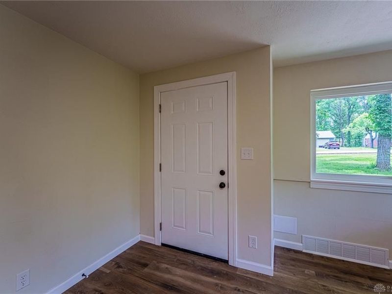 927 Oakland Drive, Beavercreek Township, OH 45434 Photo 7