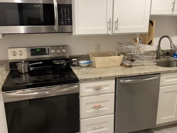 10 Weston Ave, Unit 420, Quincy, MA 02170