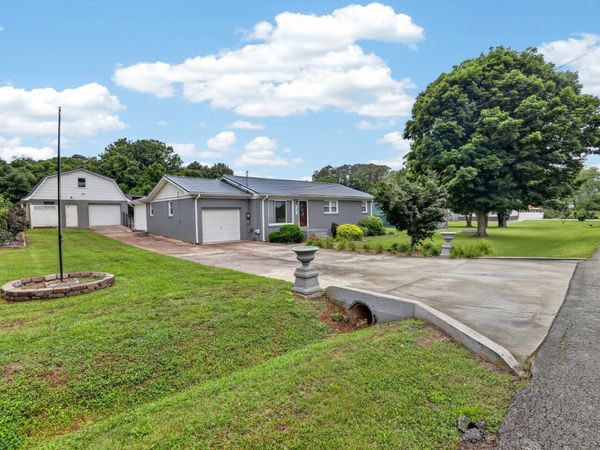 204 Homeward Ave , Winchester, TN 37398