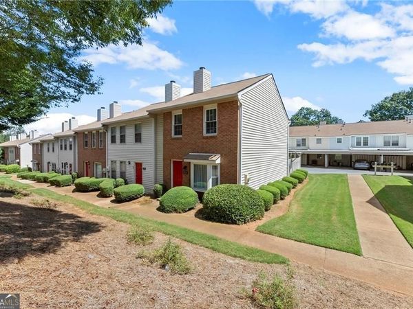 218 MILL CREEK Place, Roswell, GA 30076