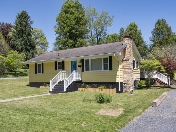 304 Harris, Lewisburg, WV 24901
