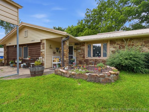 14702 S 334th East Avenue , Coweta, OK 74429