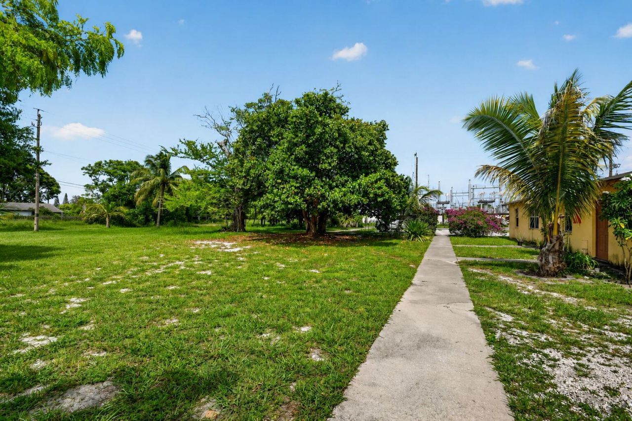 4537 Coconut Road, Lake Worth, FL 33461 Photo