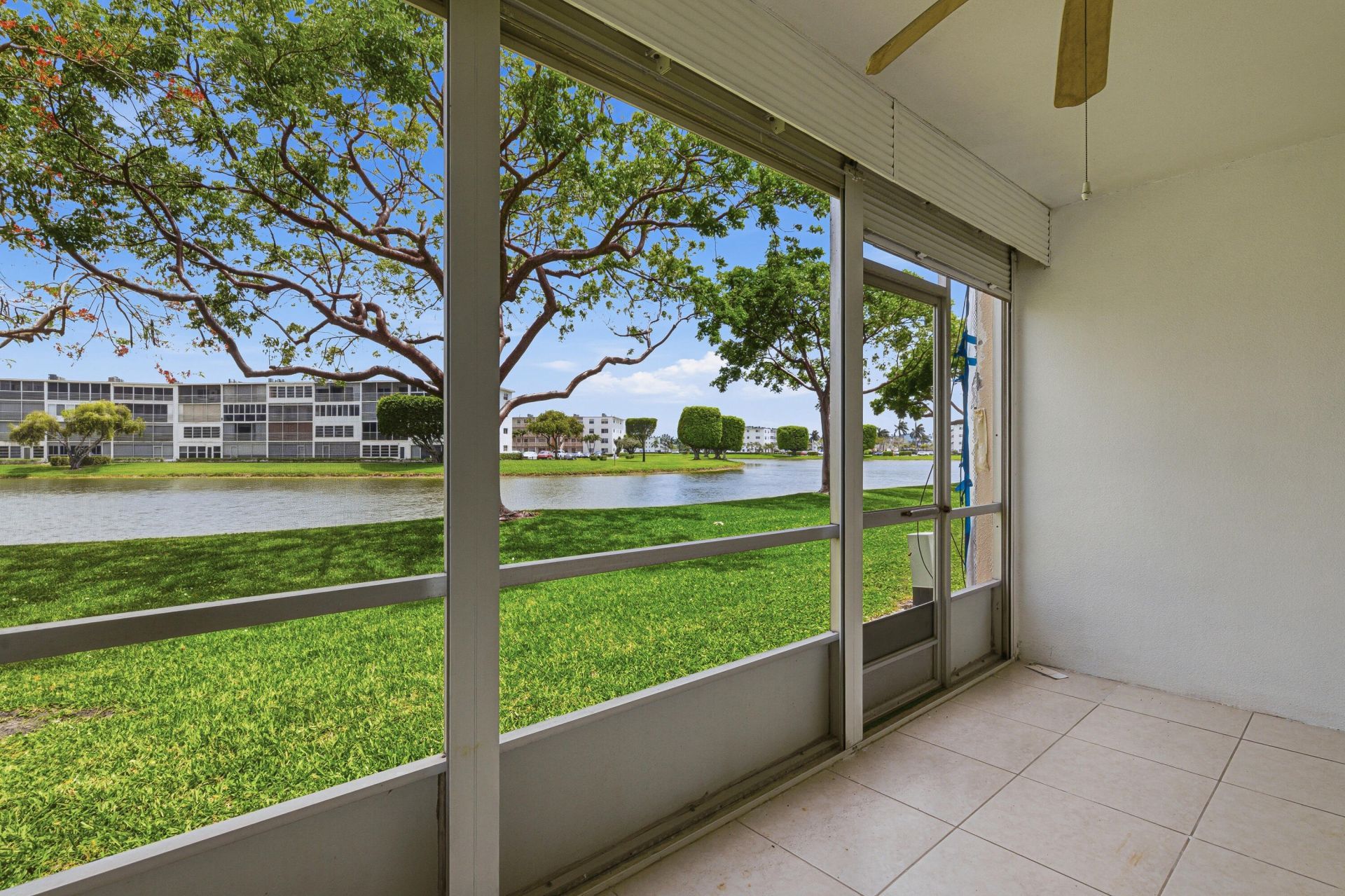1025 Newcastle B, Unit 1025, Boca Raton, FL 33434 Photo