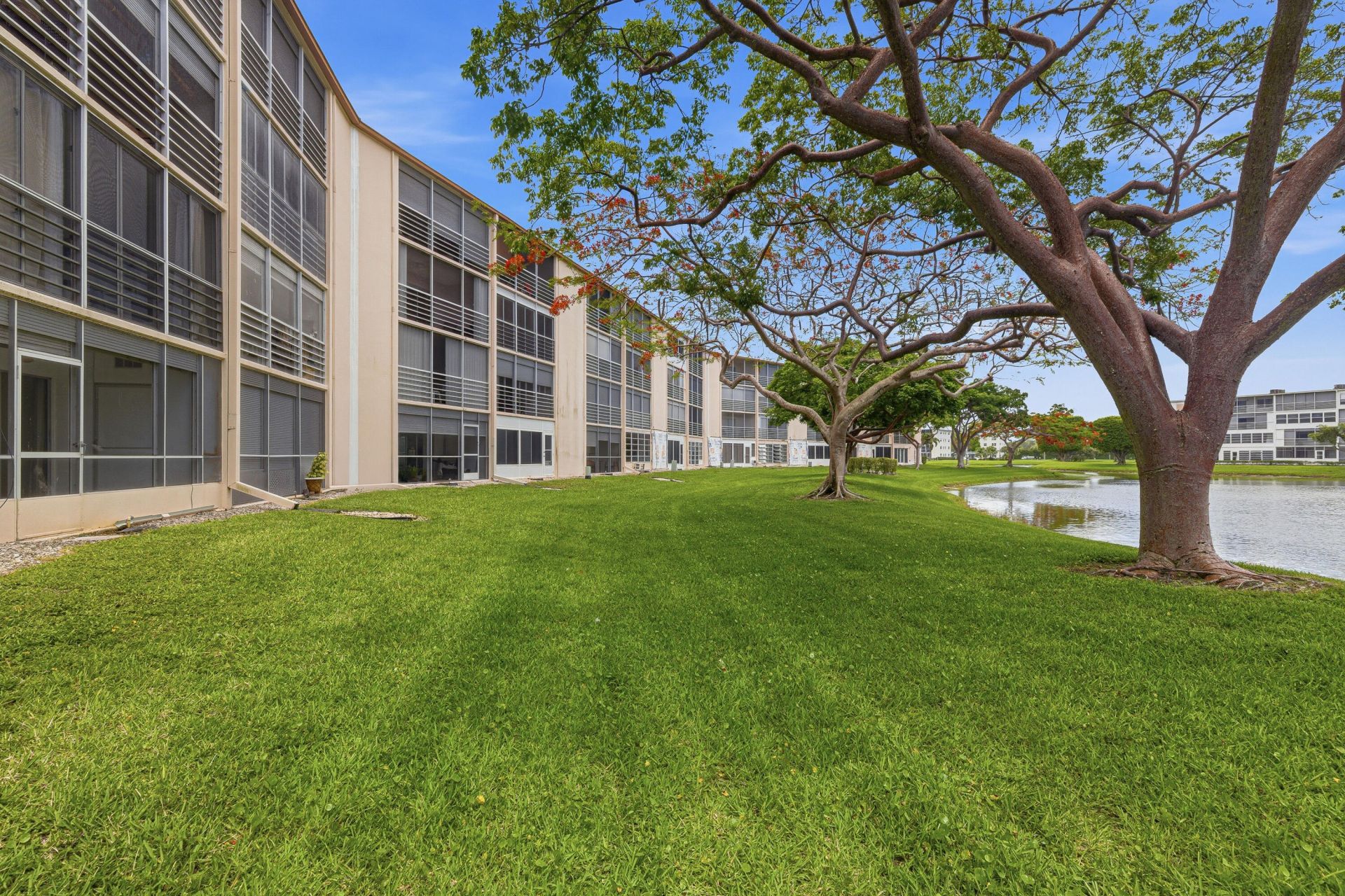 1025 Newcastle B, Unit 1025, Boca Raton, FL 33434 Photo