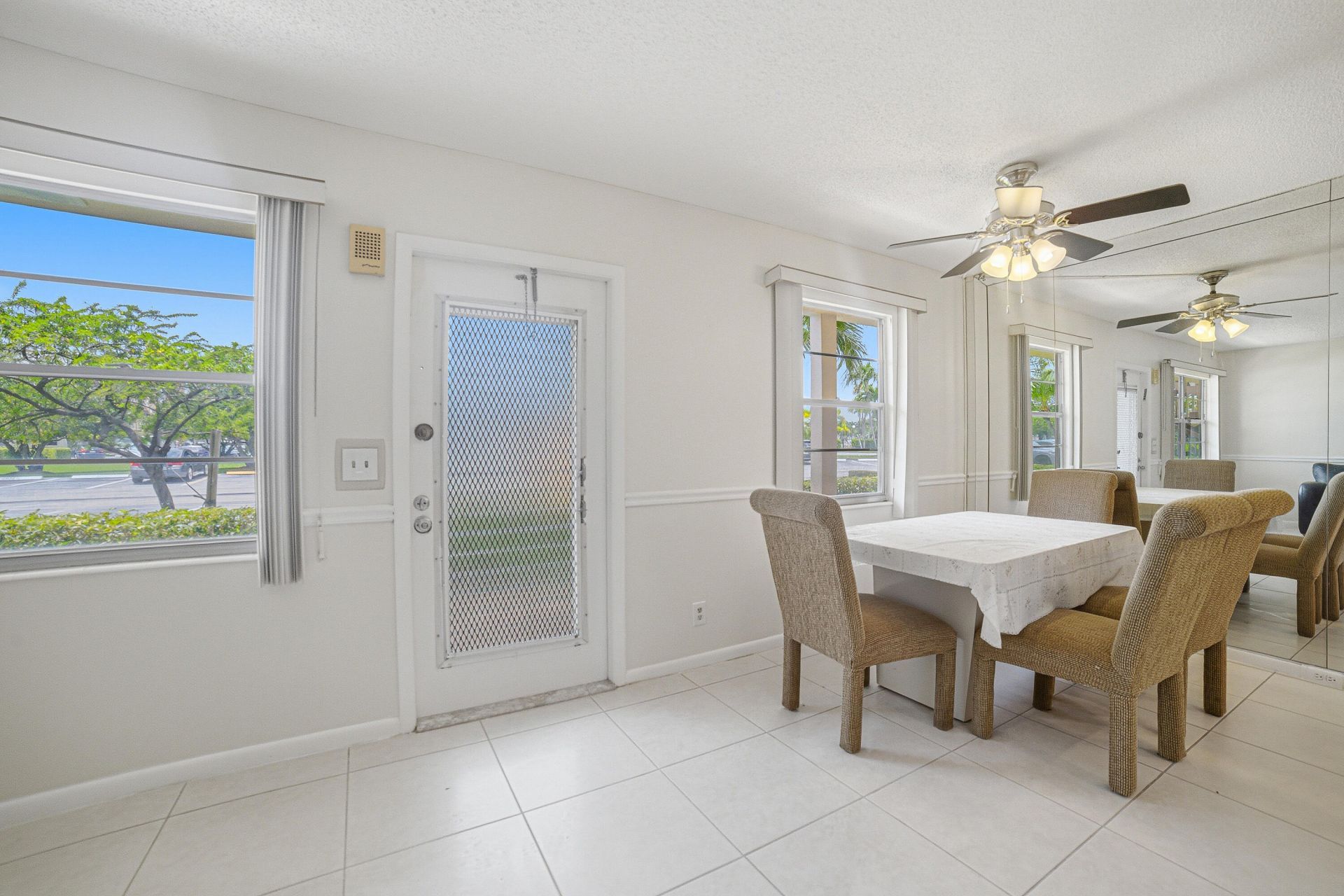 1025 Newcastle B, Unit 1025, Boca Raton, FL 33434 Photo