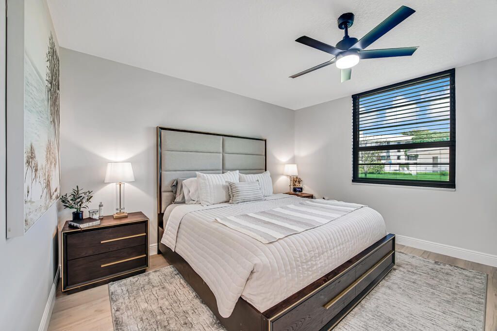 3710 Whitehall Drive, Unit 105, West Palm Beach, FL 33401 Photo