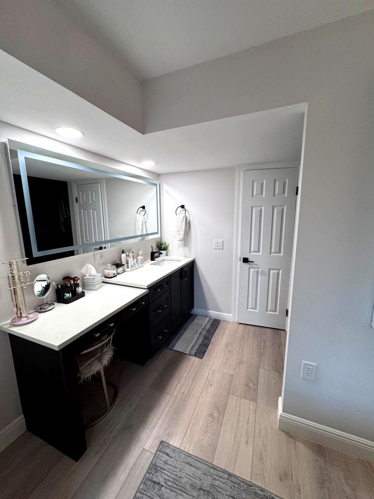 3710 Whitehall Drive, Unit 105, West Palm Beach, FL 33401 Photo