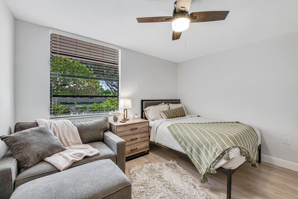 3710 Whitehall Drive, Unit 105, West Palm Beach, FL 33401 Photo
