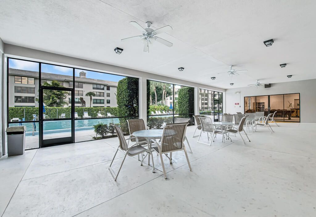 3710 Whitehall Drive, Unit 105, West Palm Beach, FL 33401 Photo