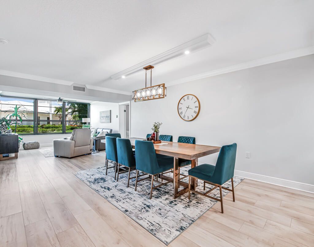 3710 Whitehall Drive, Unit 105, West Palm Beach, FL 33401 Photo