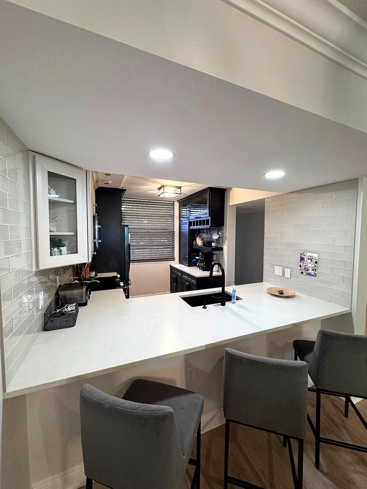 3710 Whitehall Drive, Unit 105, West Palm Beach, FL 33401 Photo