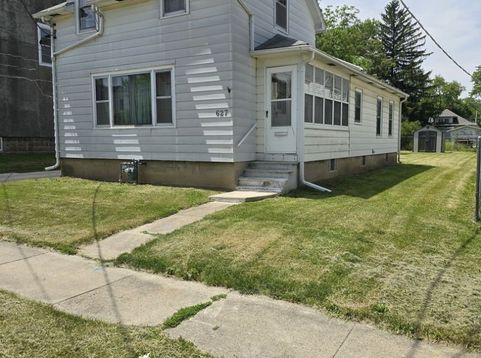 Main Photo