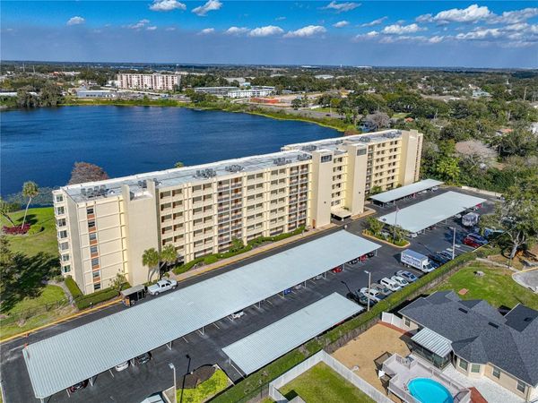 700 MIRROR TERRACE NW, Unit 705, WINTER HAVEN, FL 33881