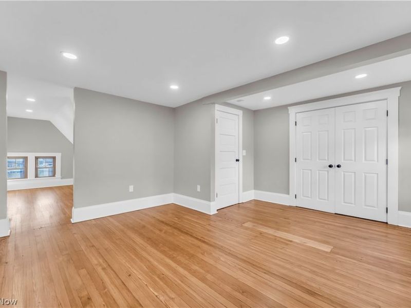 12206 Detroit Avenue, Lakewood, OH 44107 Photo 19