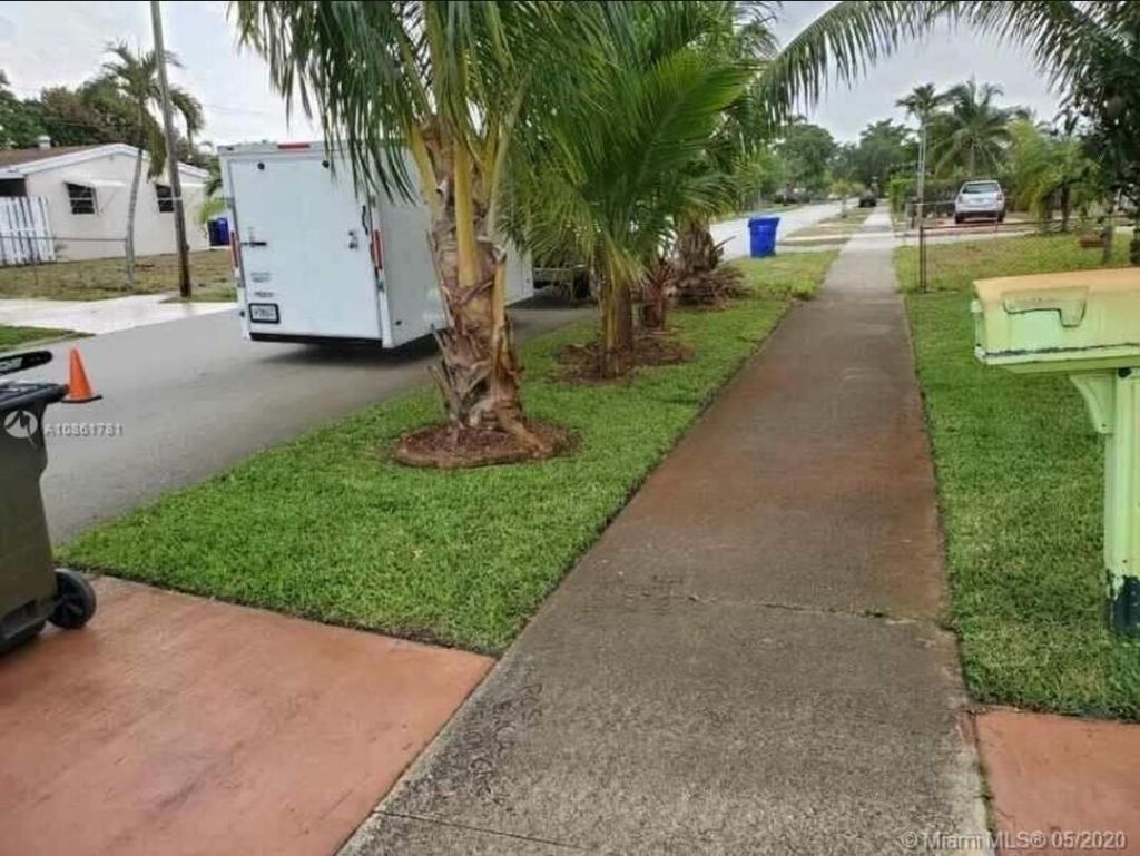 1420 N 70th Avenue, Hollywood, FL 33024 Photo