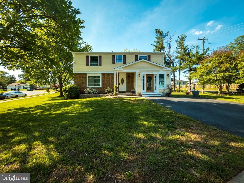 2961 ASHDOWN FOREST, OAK HILL, VA 20171